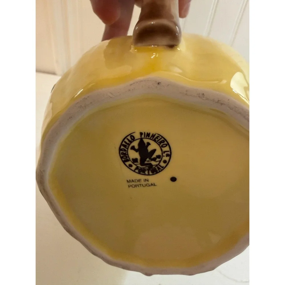 Bordallo Pinheiro Est.‎ 1884 Frog Pitcher Majolica Made in Portugal - NEW